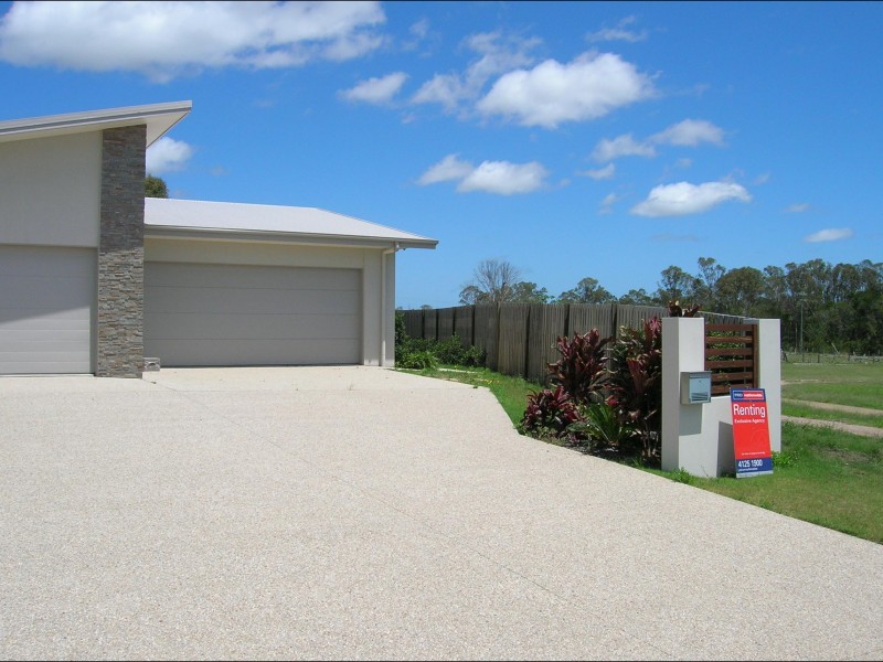 2/25 Bay Park Road, Wondunna QLD 4655