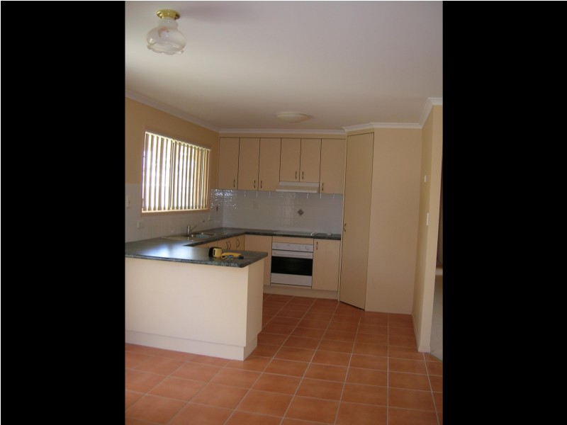 209 Dayman Street, Urangan QLD 4655