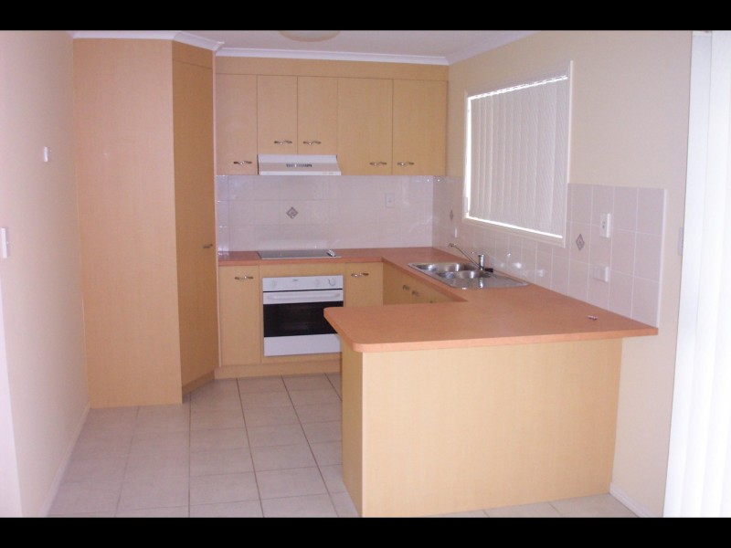 3 Sharyn Court, Point Vernon QLD 4655