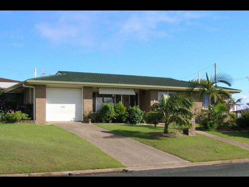 1 Tenimby Street, Pialba QLD 4655
