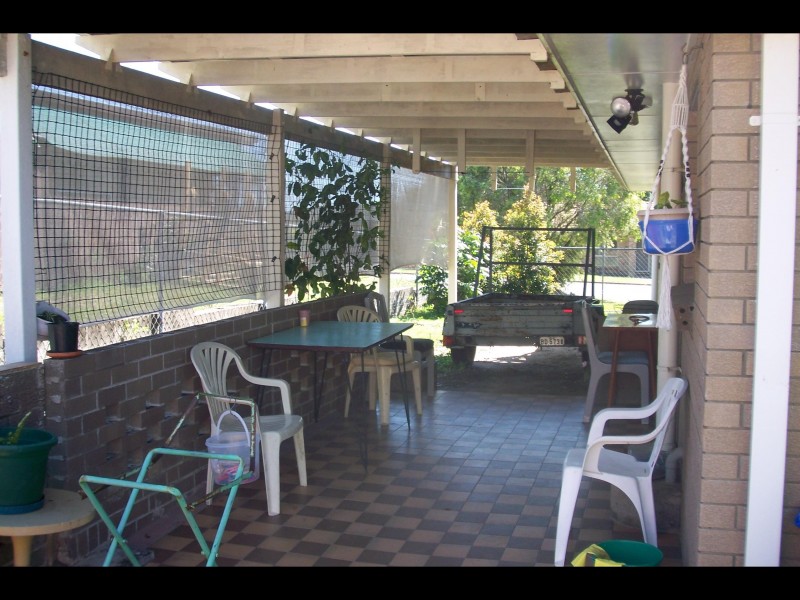 1 Tenimby Street, Pialba QLD 4655