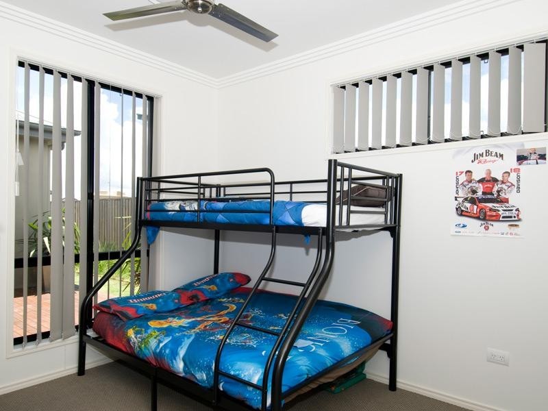 1/27 Bay Park Road, Wondunna QLD 4655