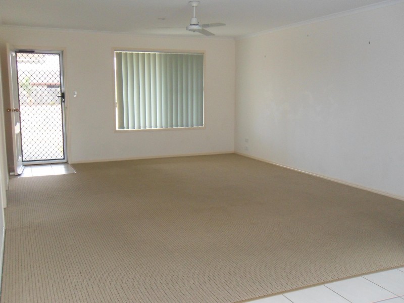 24 Kestrel court, Eli Waters QLD 4655