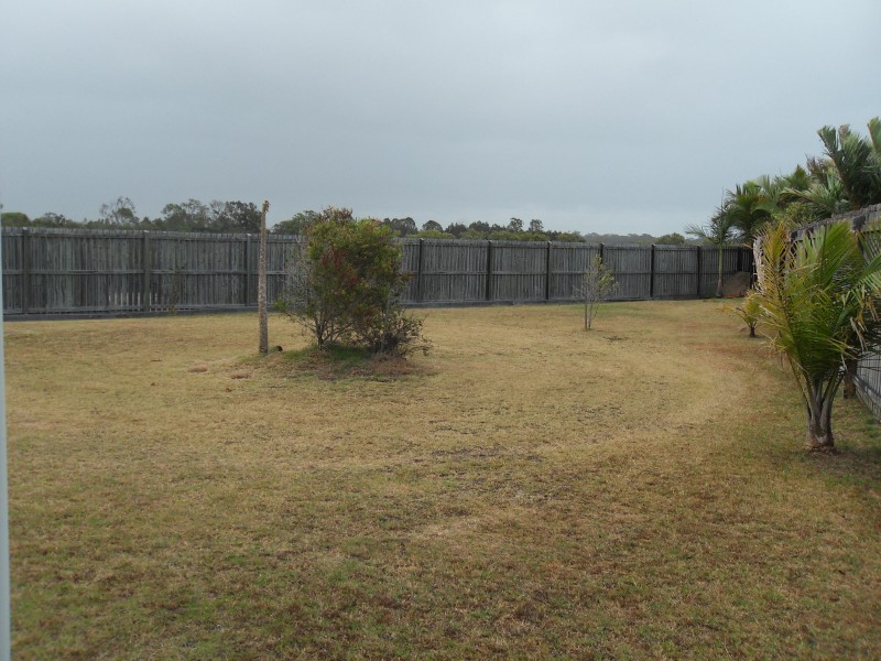 24 Kestrel court, Eli Waters QLD 4655