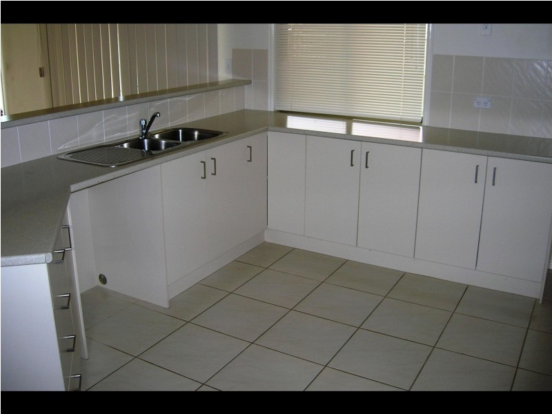 17 Glengarry Court, Kawungan QLD 4655