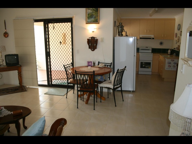 15/12 Freshwater Street, Torquay QLD 4655