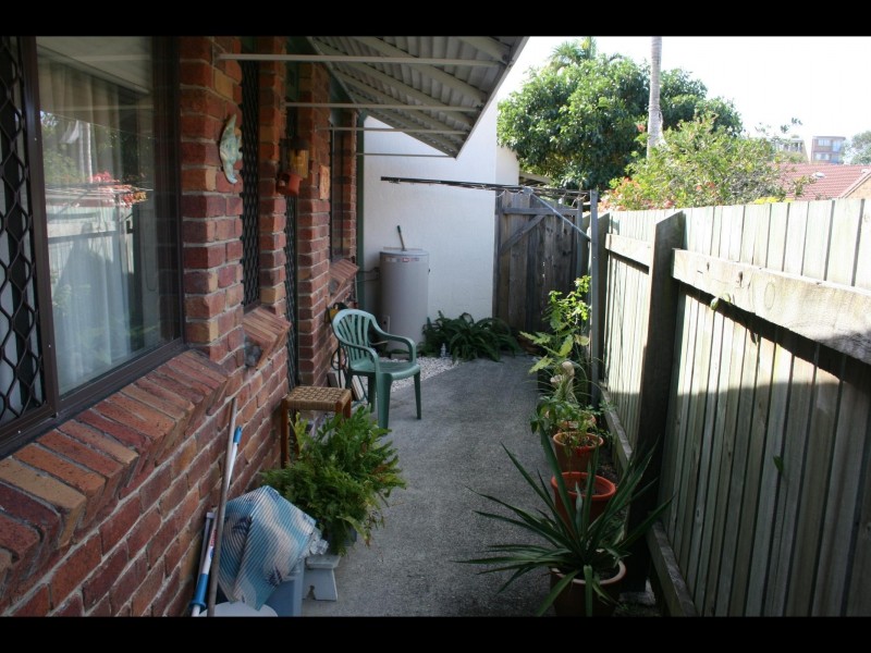 15/12 Freshwater Street, Torquay QLD 4655