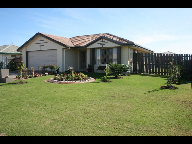 89 Endeavour Way, Eli Waters QLD 4655