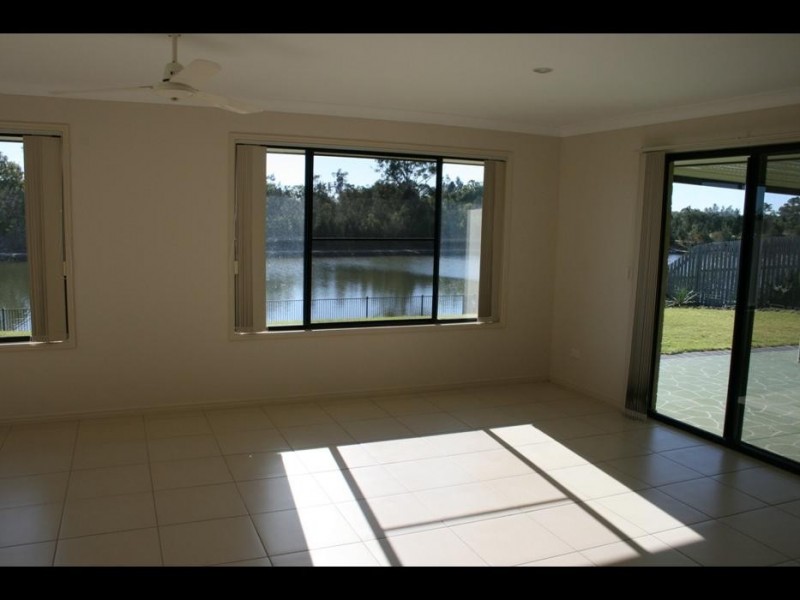 13 Lady Penrhyn Drive, Eli Waters QLD 4655