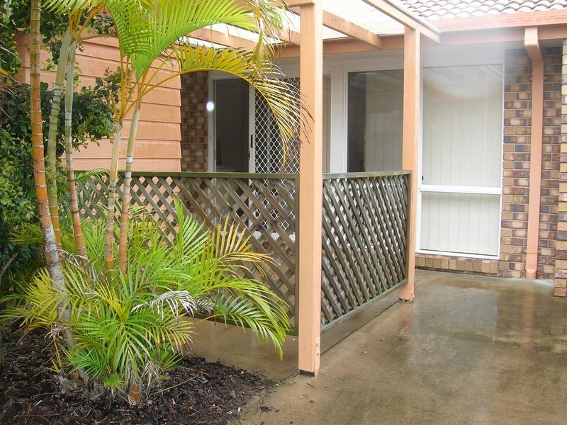 2/72 Winchelsea Street, Pialba QLD 4655