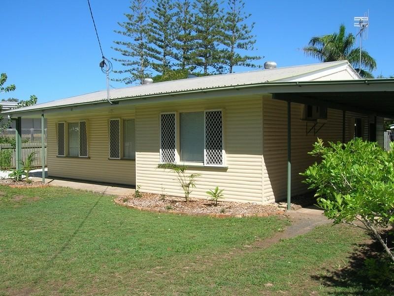 27 Leslie Lane, Scarness QLD 4655
