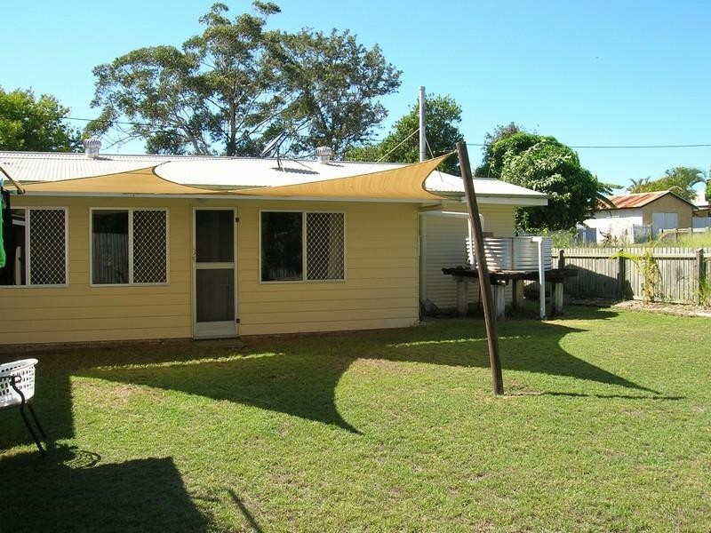 27 Leslie Lane, Scarness QLD 4655