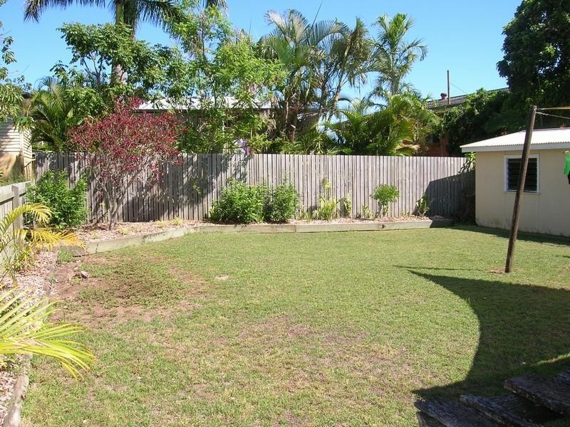 27 Leslie Lane, Scarness QLD 4655
