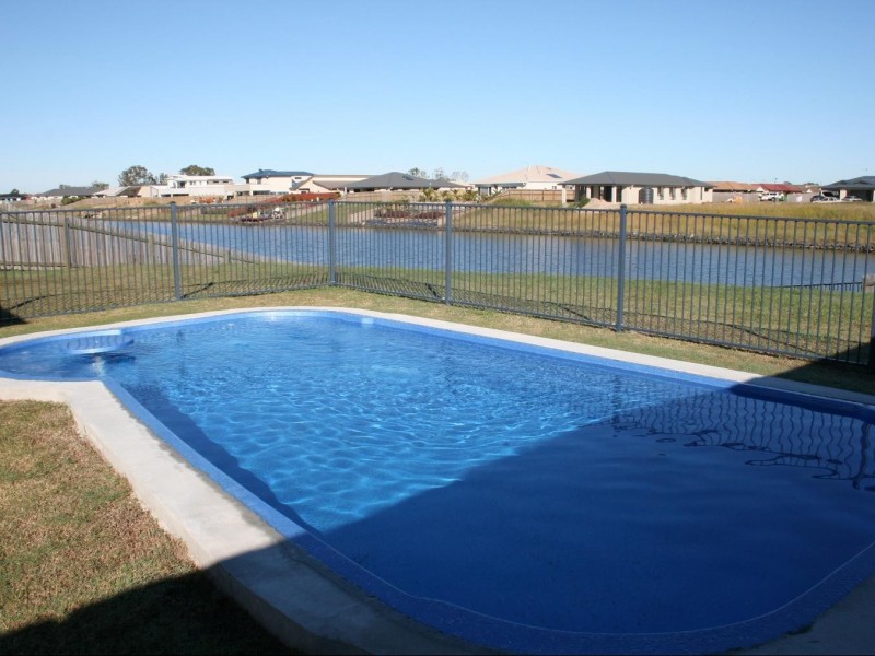 64 Earl St Vincent Circuit, Eli Waters QLD 4655