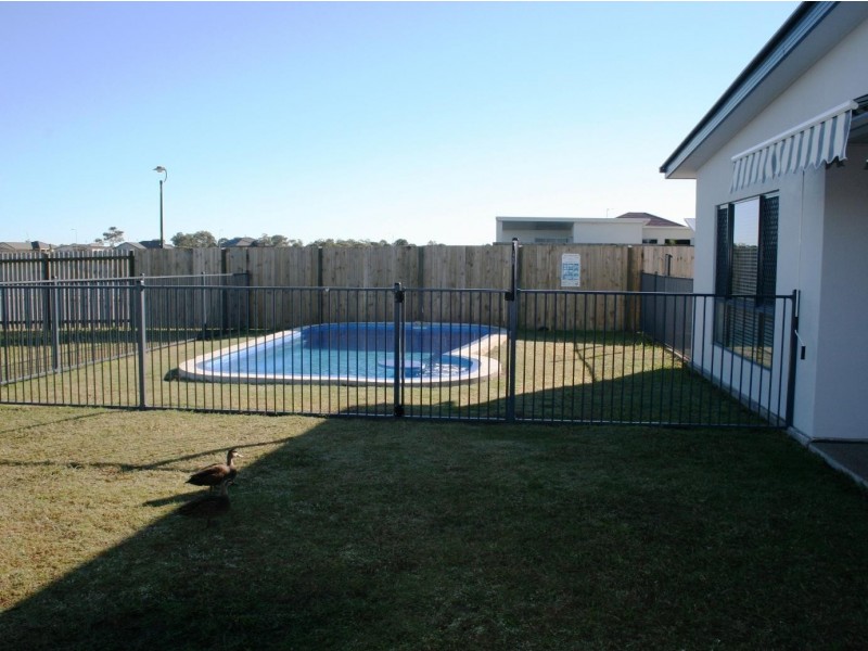 64 Earl St Vincent Circuit, Eli Waters QLD 4655