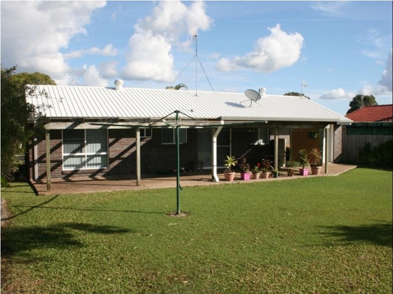 4 Glen Court, Point Vernon QLD 4655