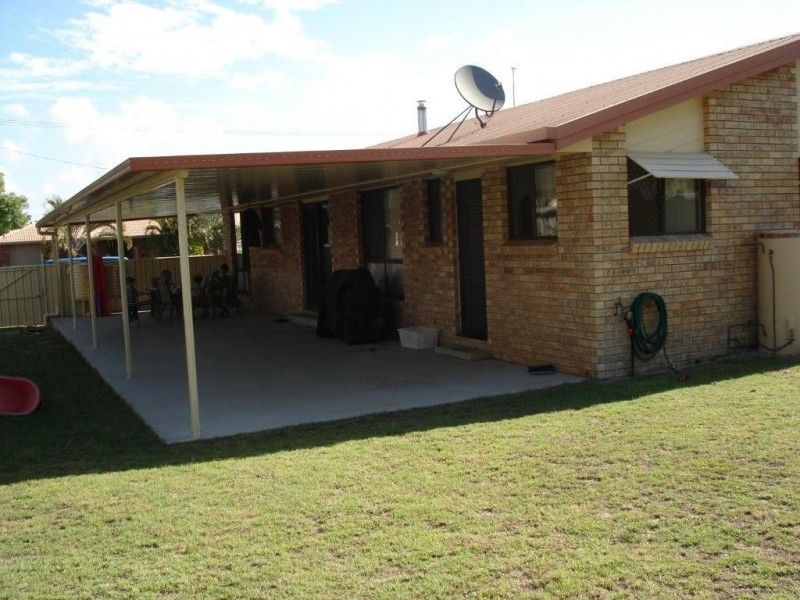 72 Cunningham Street, Urangan QLD 4655