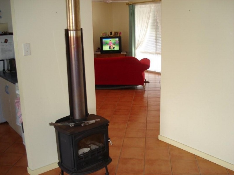 72 Cunningham Street, Urangan QLD 4655