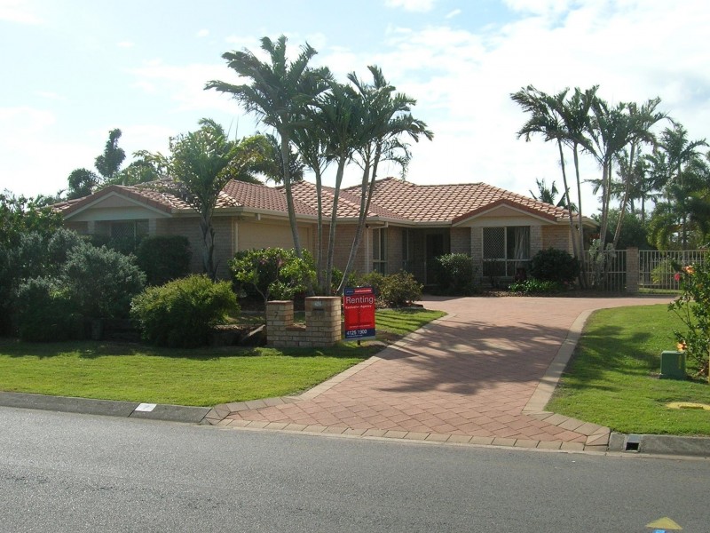 7 Delmo Court, Urraween QLD 4655