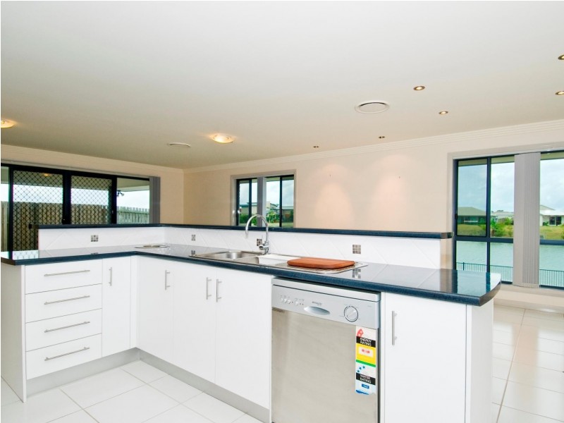 6 Earl St Vincent Circuit,, Eli Waters QLD 4655