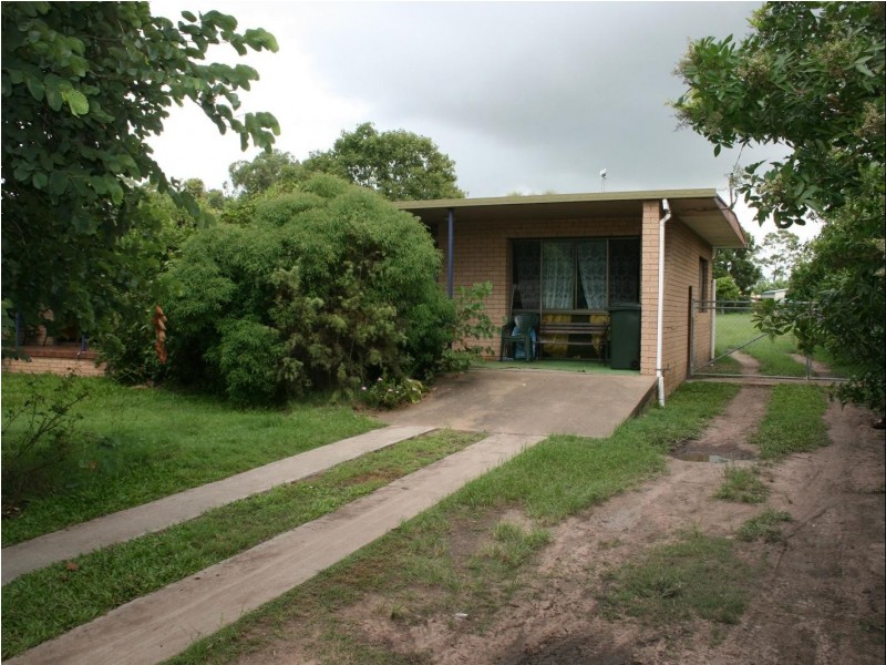 73 Urangan Street, Torquay QLD 4655