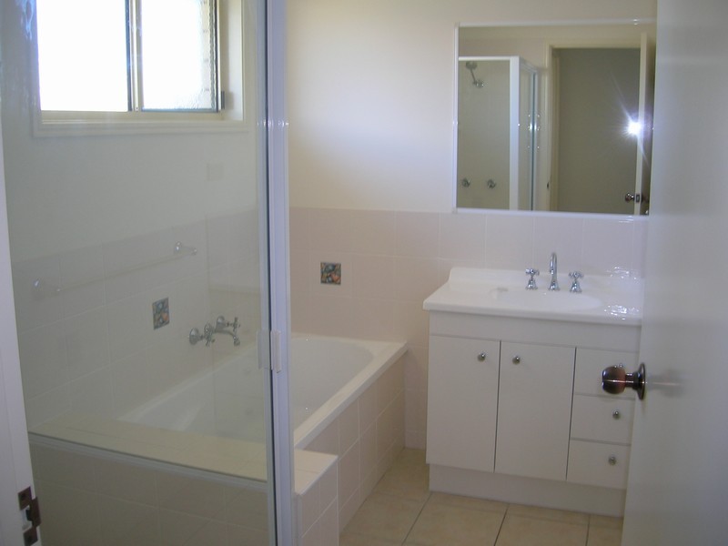 Point Vernon QLD 4655