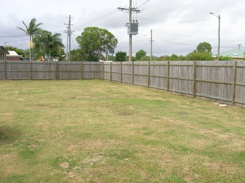 2 John Street, Scarness QLD 4655