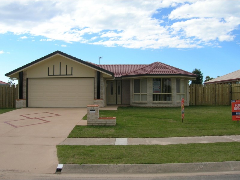 35 Kookaburra Drive, Eli Waters QLD 4655