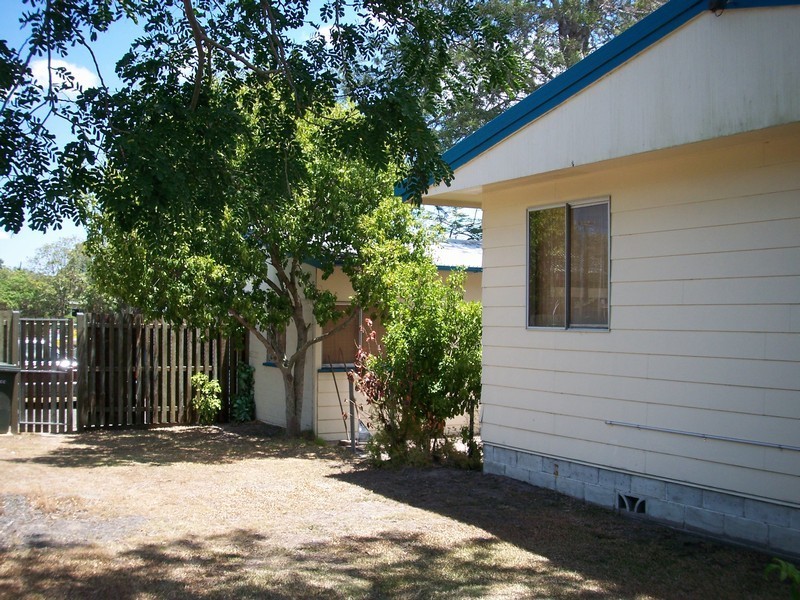33 Totness Street, Torquay QLD 4655