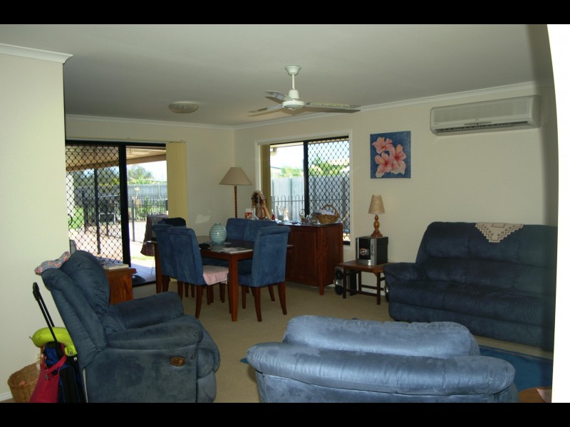 11 Whistler Court, Eli Waters QLD 4655