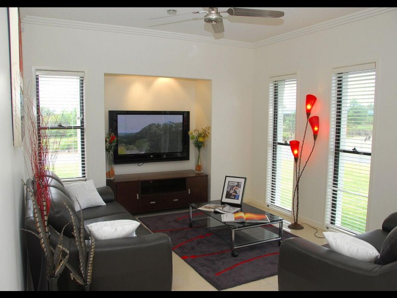 1 Bay Park Road, Wondunna QLD 4655
