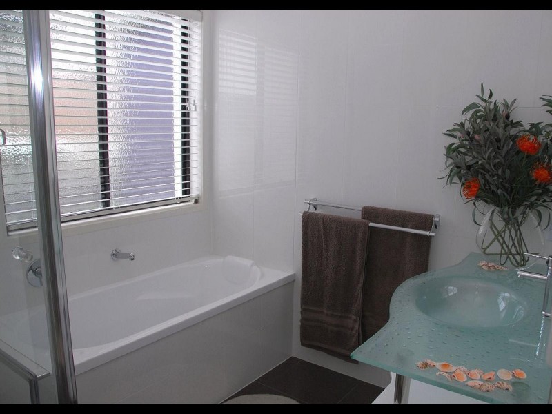 1 Bay Park Road, Wondunna QLD 4655