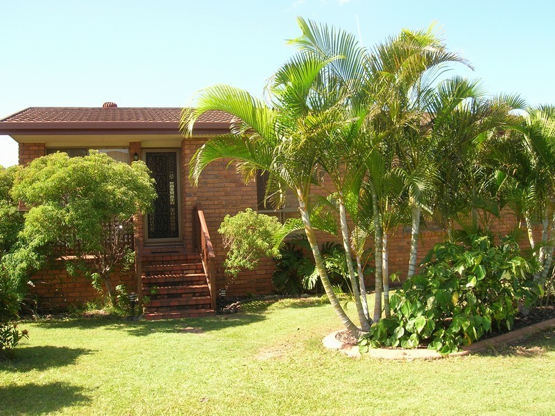 34 Hillcrest Avenue, Scarness QLD 4655