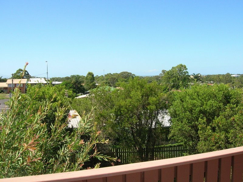 34 Hillcrest Avenue, Scarness QLD 4655