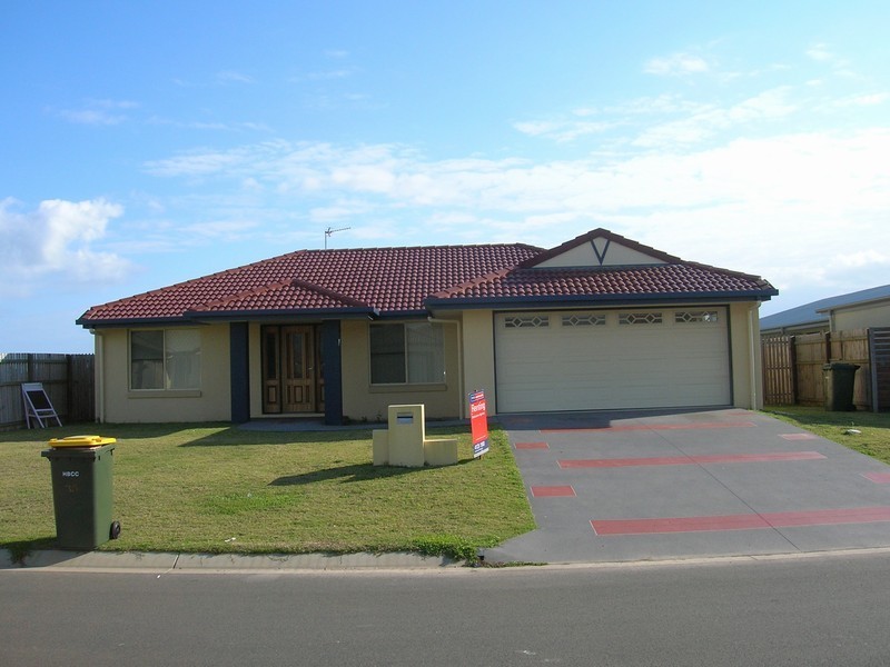 35 Endeavour Way, Eli Waters QLD 4655