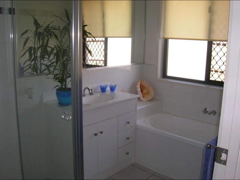 11 Carlisle Court, Kawungan QLD 4655