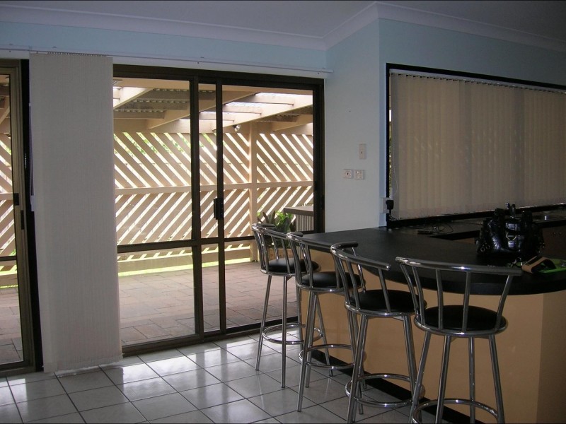 41 Hansen Street, Urangan QLD 4655