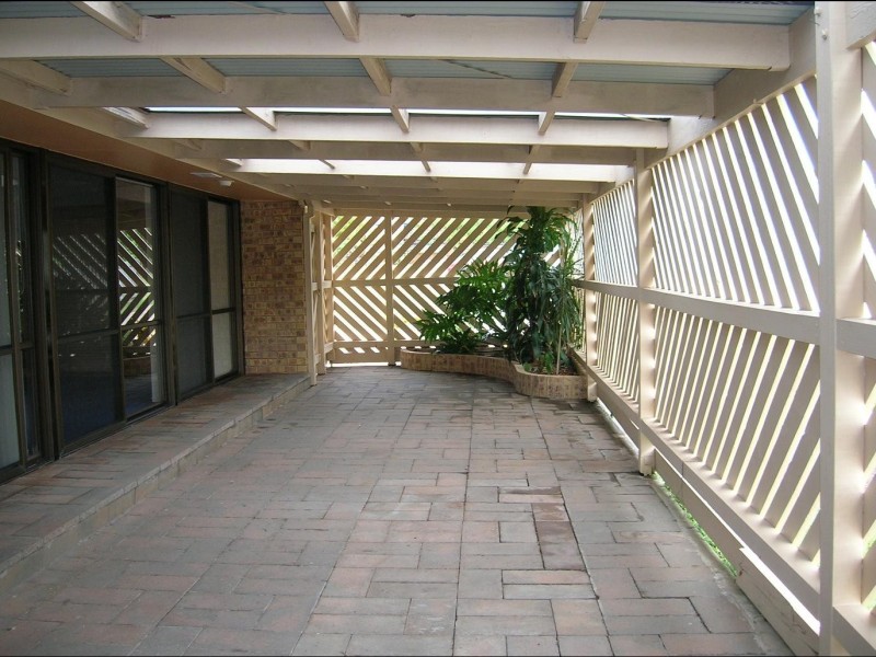 41 Hansen Street, Urangan QLD 4655