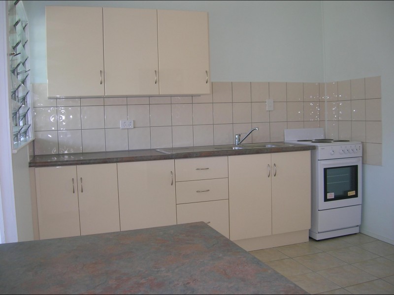 150 Pulgul Street, Urangan QLD 4655