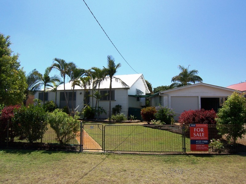 38 Ocean Street, Torquay QLD 4655