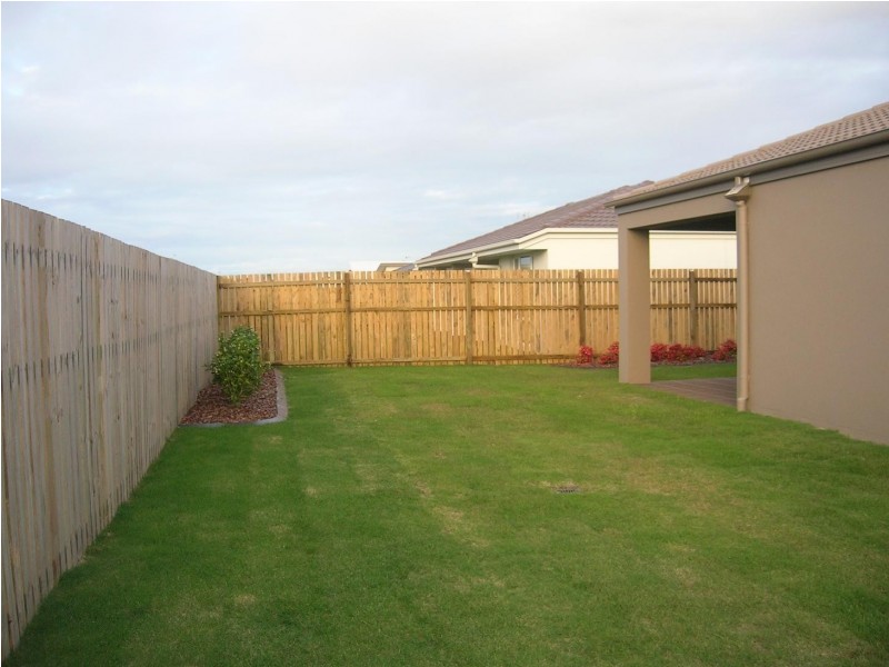 53 Lady Penrhyn Drive, Eli Waters QLD 4655