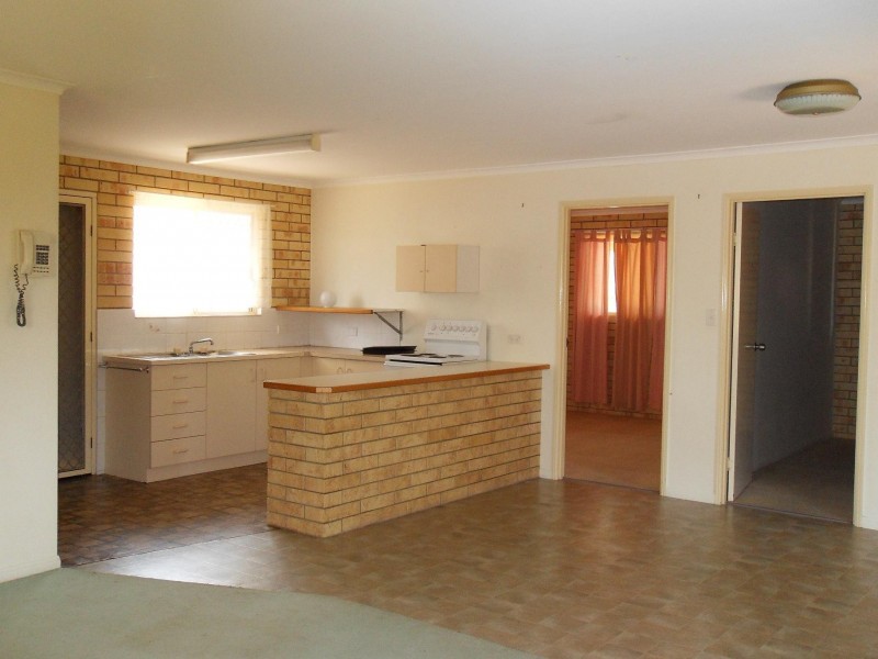 49 Hibiscus Street, Urangan QLD 4655