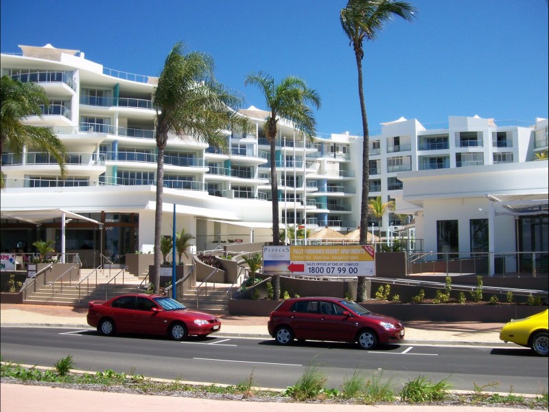 49 Hibiscus Street, Urangan QLD 4655