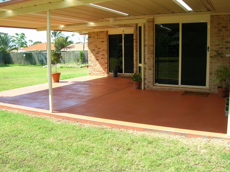 3 Lucyanne Court, Urangan QLD 4655