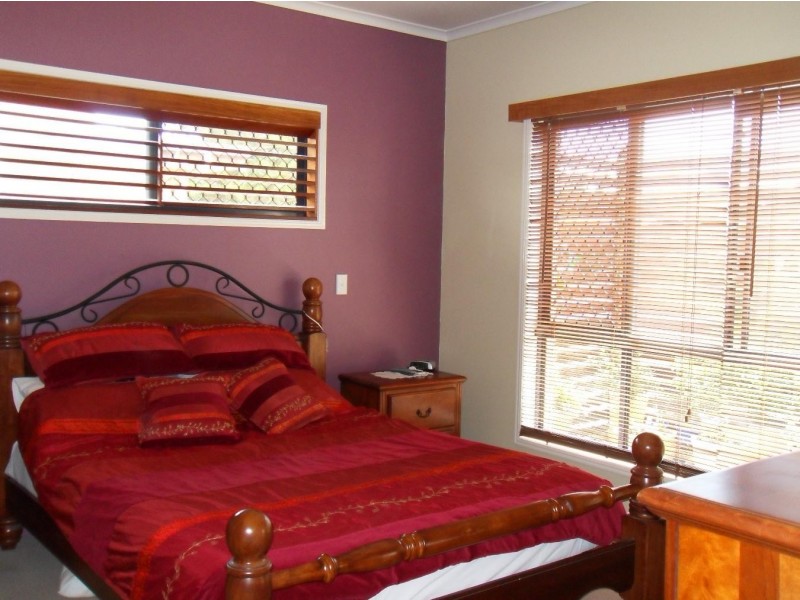 30 Ross Street, Burrum Heads QLD 4659