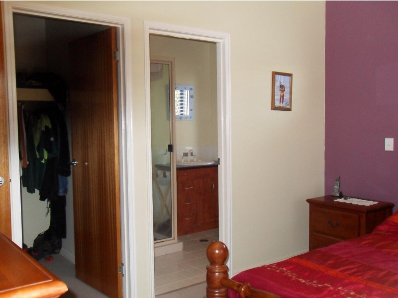 30 Ross Street, Burrum Heads QLD 4659