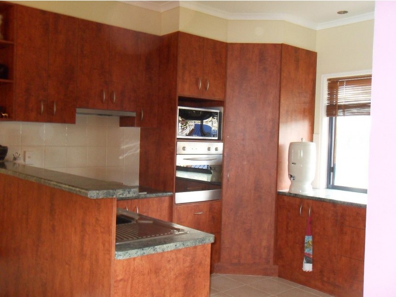 30 Ross Street, Burrum Heads QLD 4659