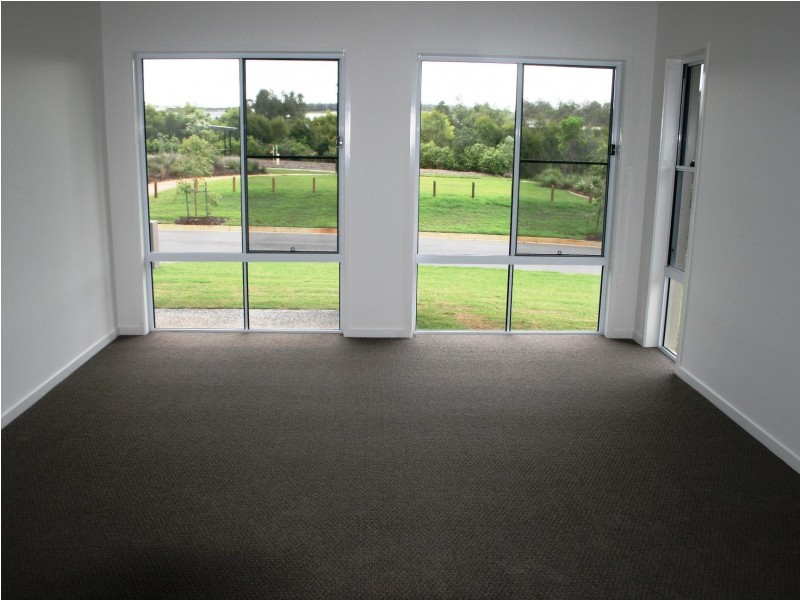 65 Parklands Blvd, Wondunna QLD 4655