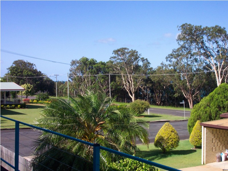 6 Brighton Street, Point Vernon QLD 4655