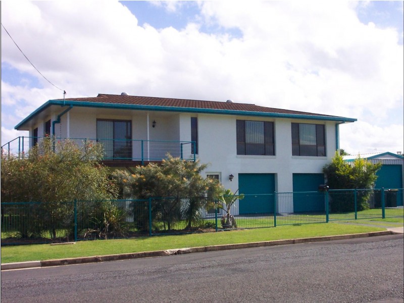 6 Brighton Street, Point Vernon QLD 4655